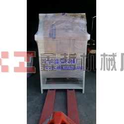 鋁壓鑄噴砂機(jī)，五金汽配噴砂機(jī)，亞克力噴砂機(jī)